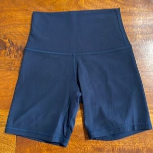 Align shorts